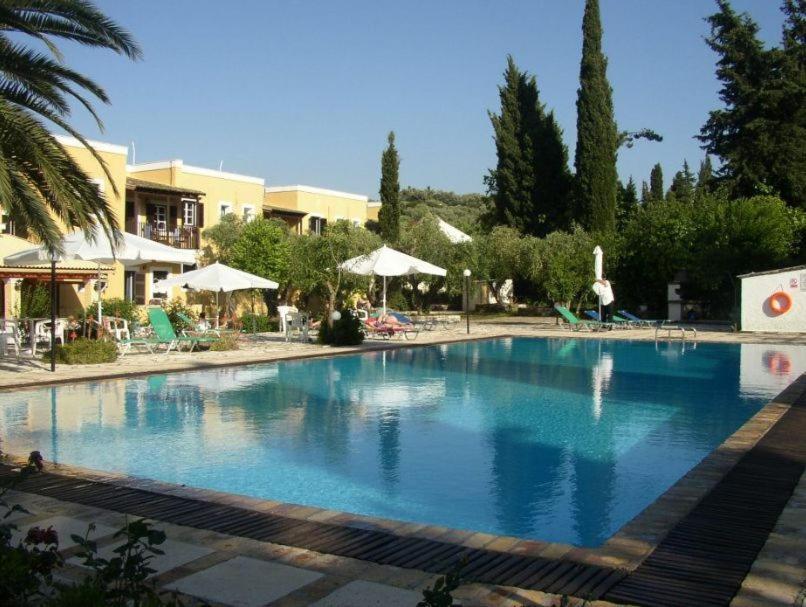Hotel Frosini Gardens Kassiopi Exterior foto