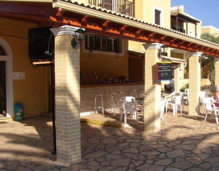 Hotel Frosini Gardens Kassiopi Exterior foto